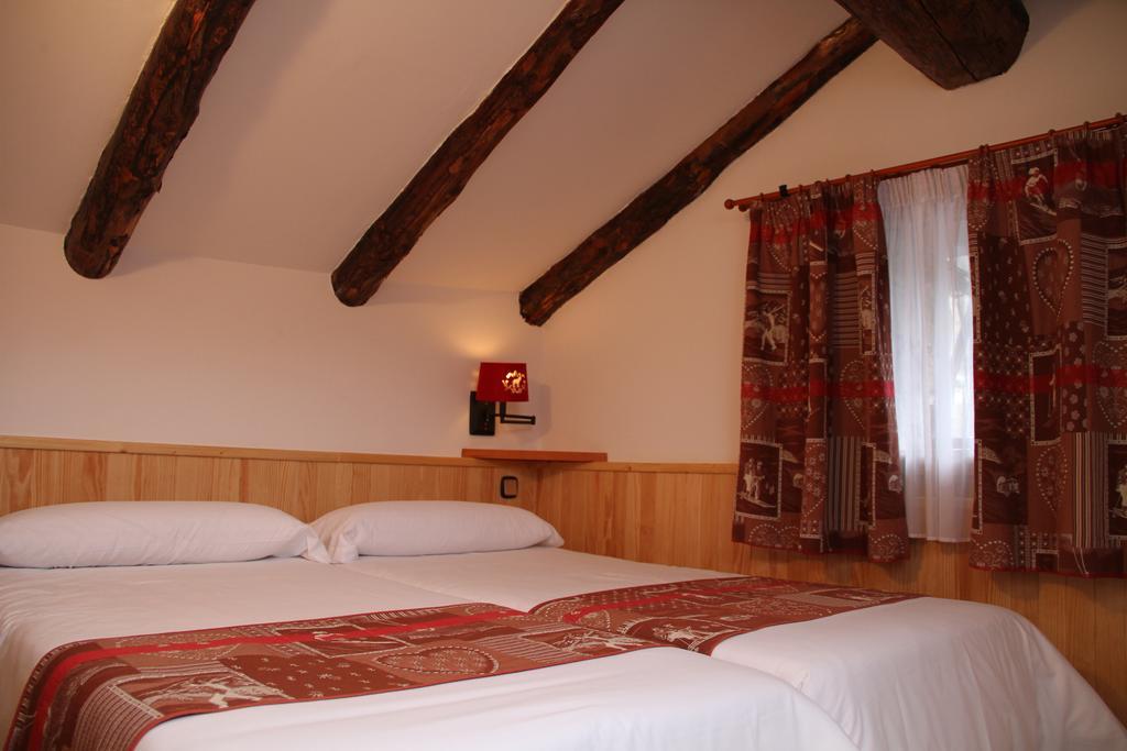 Hotel Bruxelles Солдеу Экстерьер фото