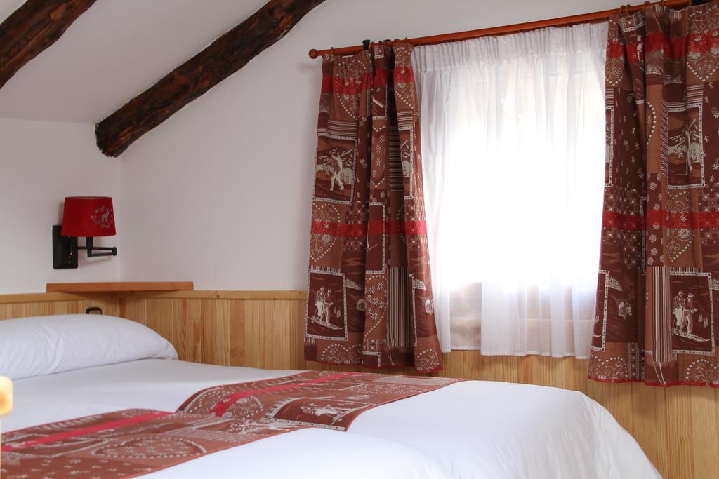 Hotel Bruxelles Солдеу Экстерьер фото
