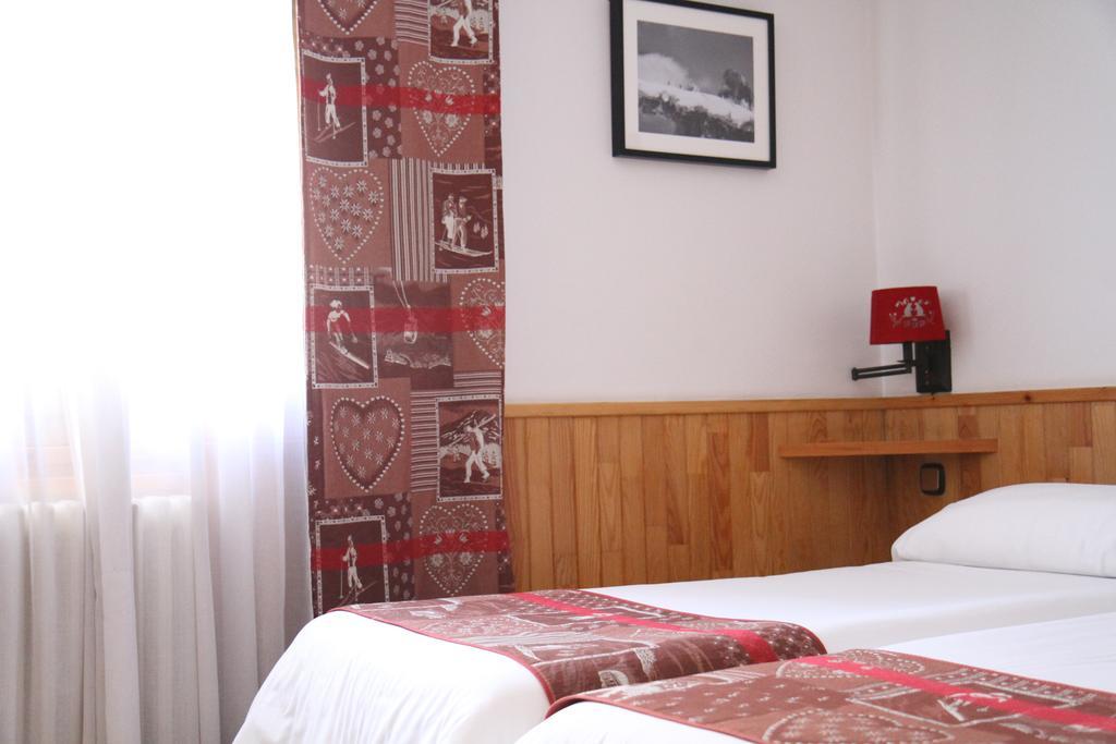 Hotel Bruxelles Солдеу Экстерьер фото